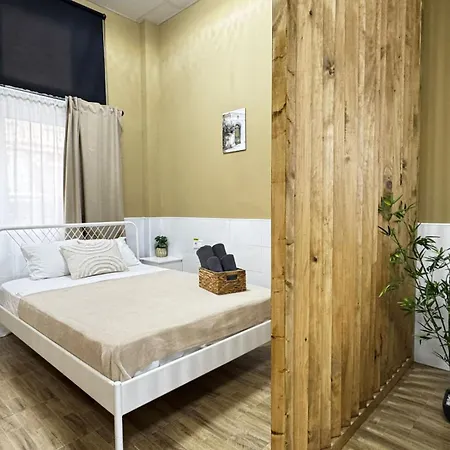 Apartment Cooperativa 8 *